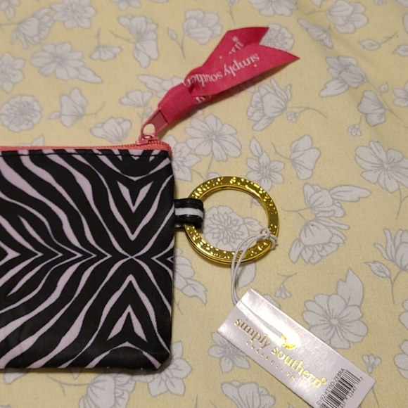 Small ID and Keychain coin purse. - Picture 3 of 5